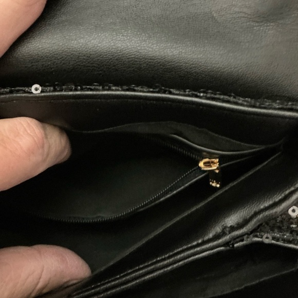 Black Sequin Badgley Mischka EVENING Bag - Picture 4 of 11